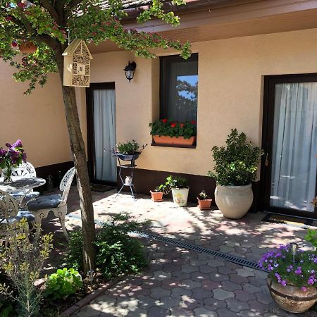 Milla Apartman Szentendre Extérieur photo