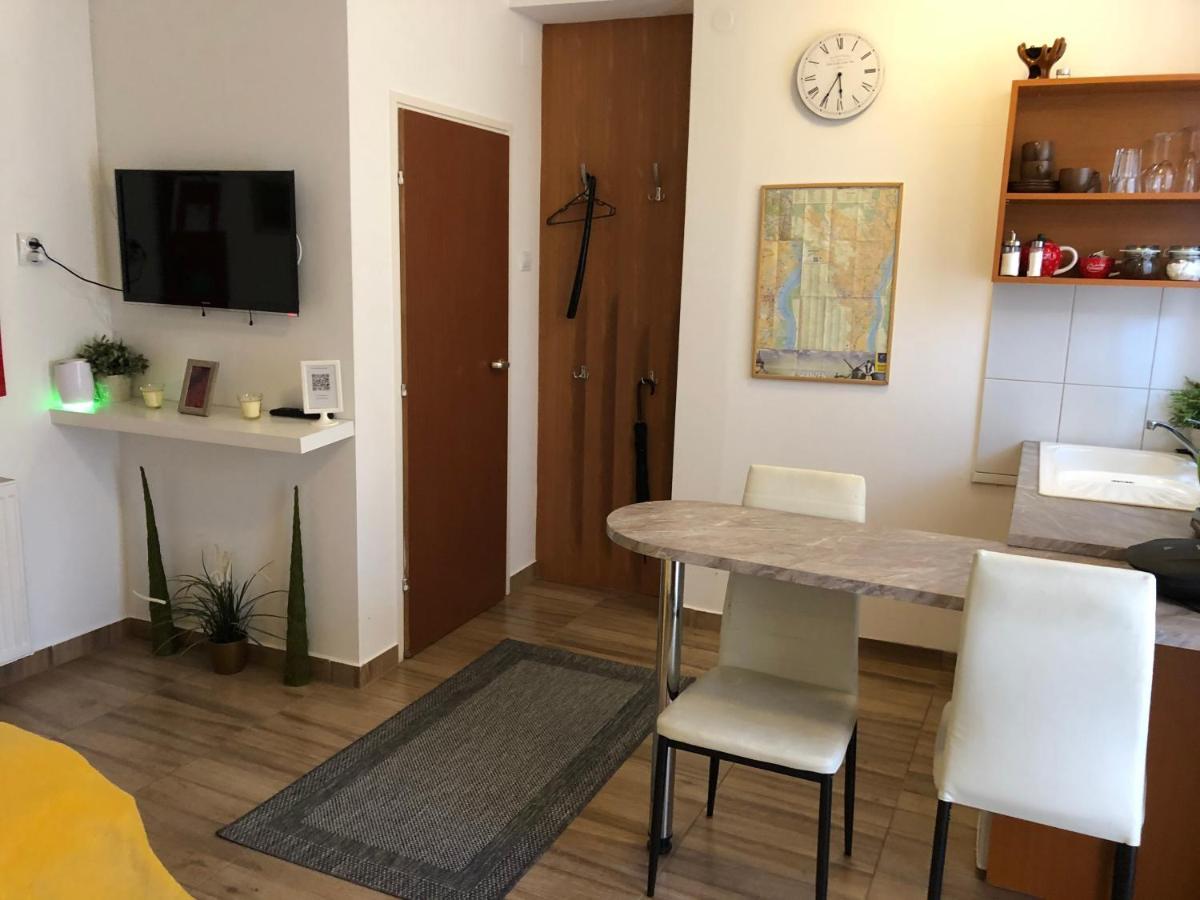 Milla Apartman Szentendre Extérieur photo